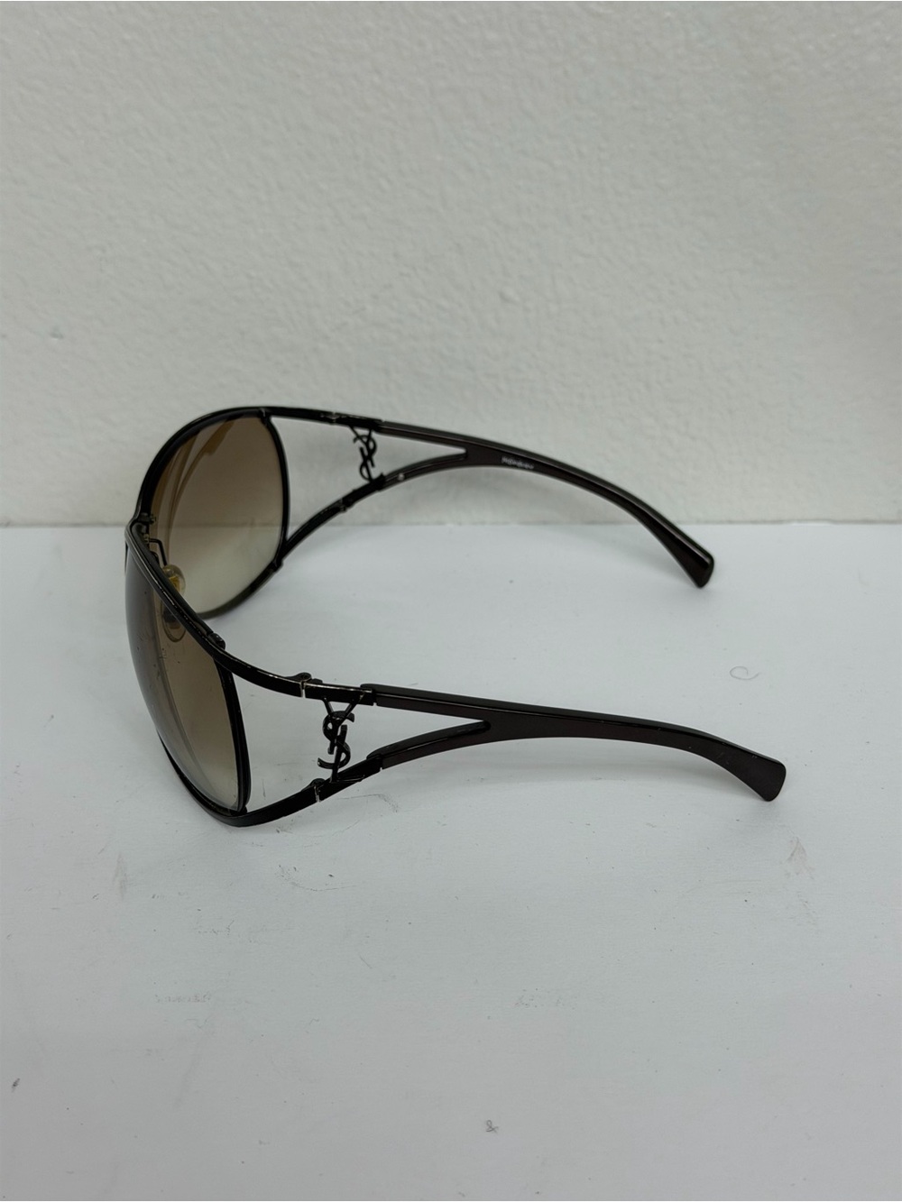 YSL Yves Saint Laurent Shield Sunglasses Brown Gradient Lens Logo Metal Frame